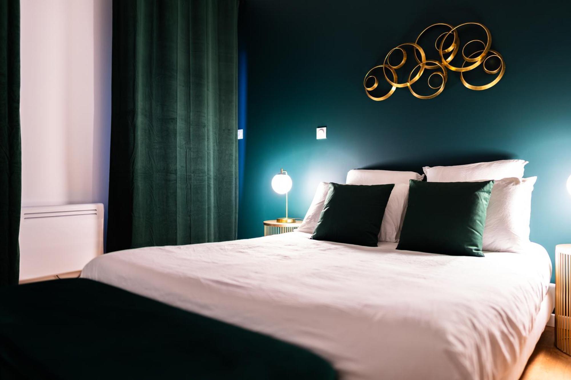 Grand Loft Familial 4 Chambres Avec Parking Prive ソミュール エクステリア 写真