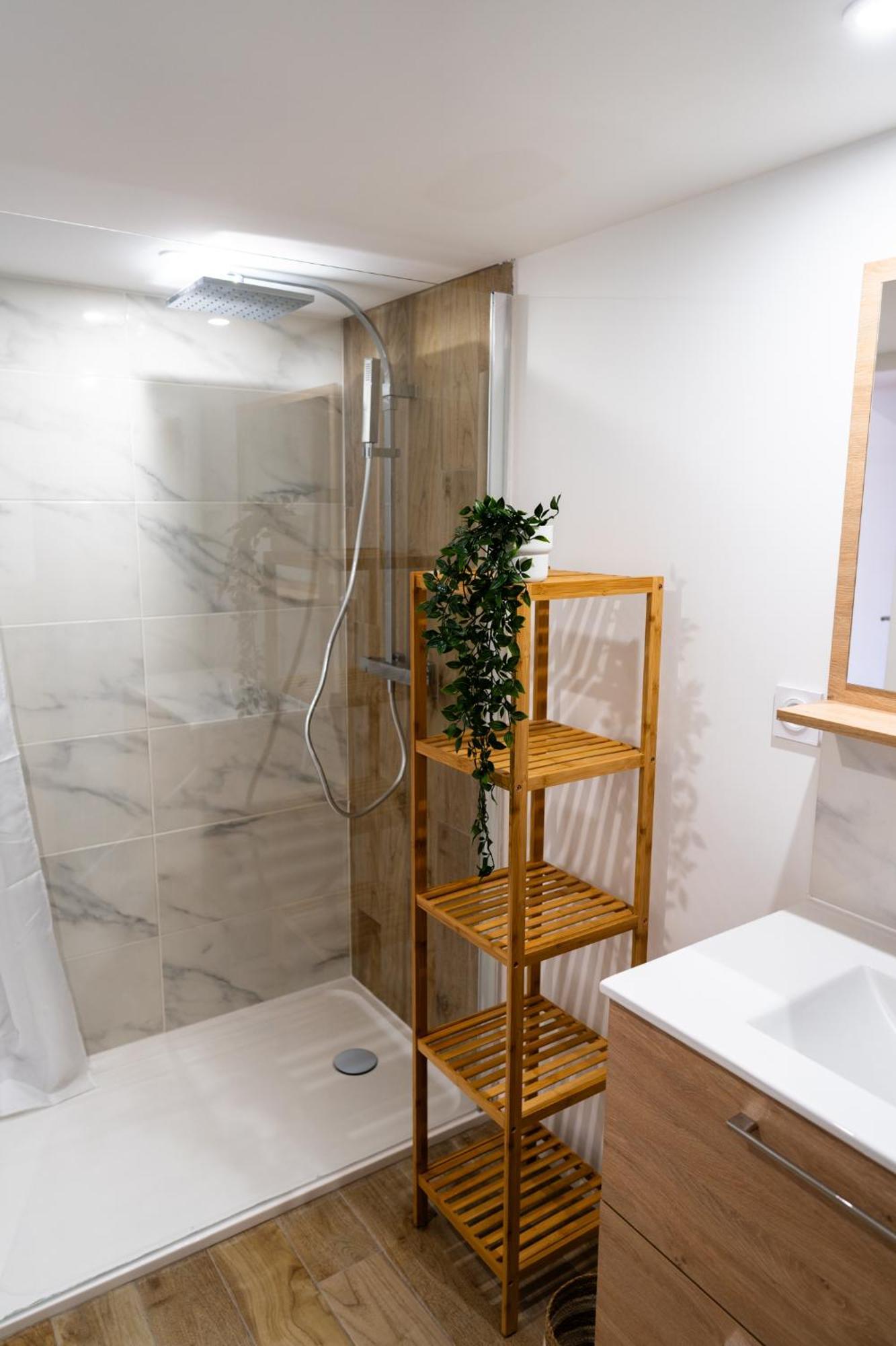 Grand Loft Familial 4 Chambres Avec Parking Prive ソミュール エクステリア 写真